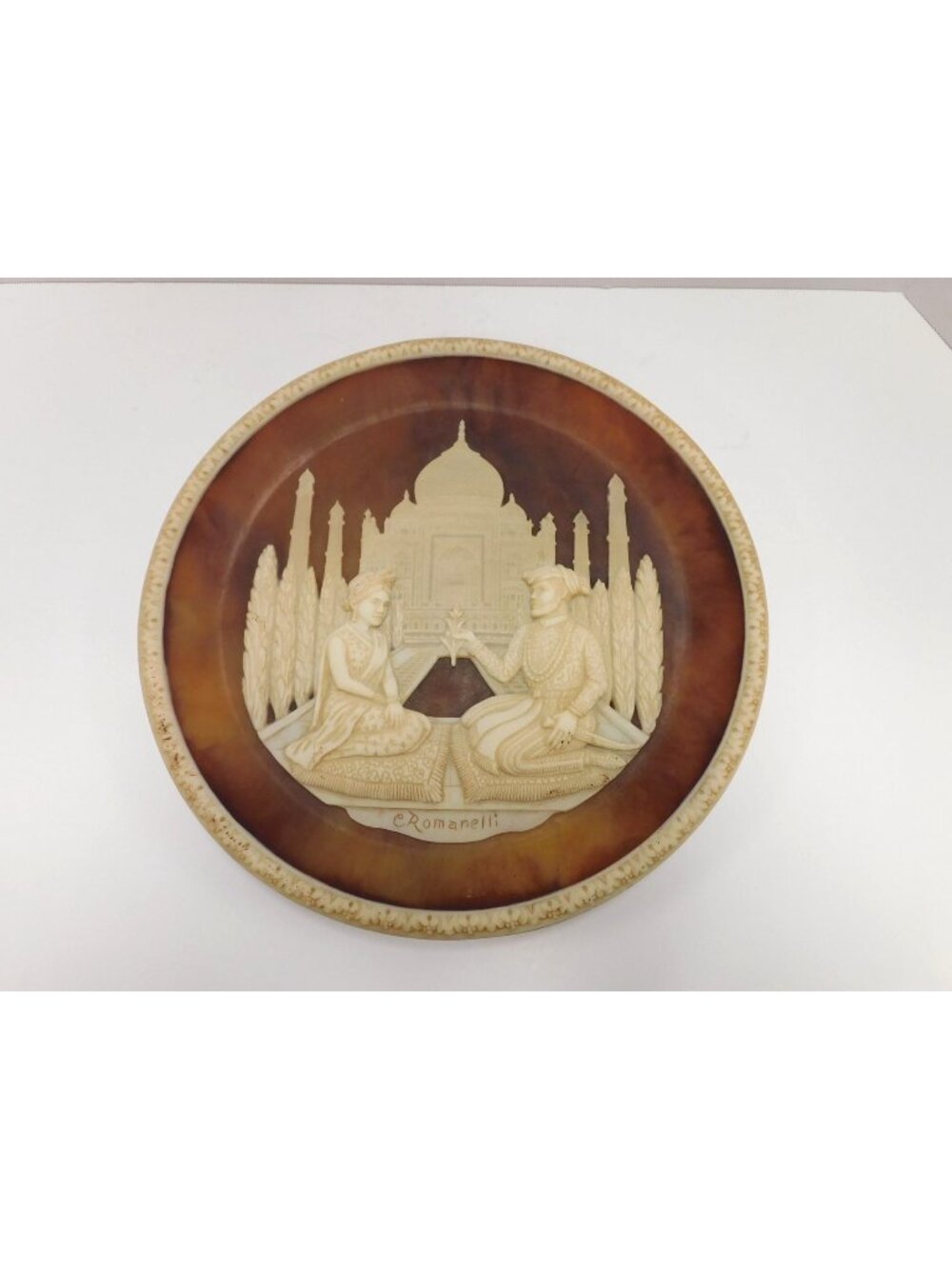 Vintage 1980 Romanelli Plate 10327 The Taj Mahal Lovers Romance (Incoiay  Stona)